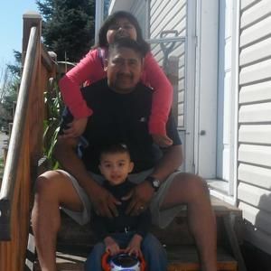 Meet your Posher, Carlos